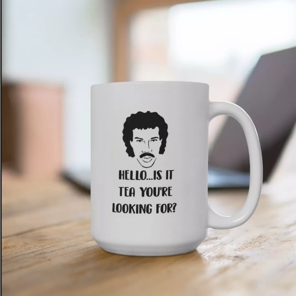 Lionel Ritchie “Hello…” White Mug with Humorous Print - Picture 3 of 3